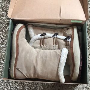Merrell snow boots